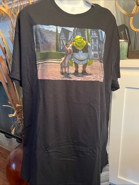 Shrek Scene Graphic Tee - Black